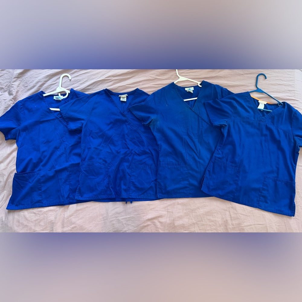 Women’s scrub lot